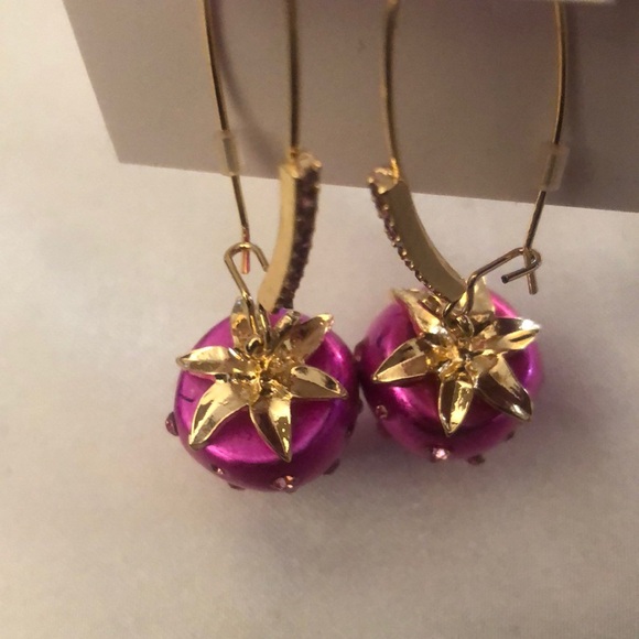 Betsey Johnson Gold Tone Metallic Fuchsia Strawberry Drop Earrings Crystal NWT - Picture 9 of 12